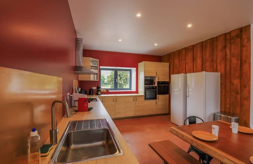 Millay Villa | So Villa Le Chalet (58) - Indoor pool - Basketball - 2h from Lyon - 45p.