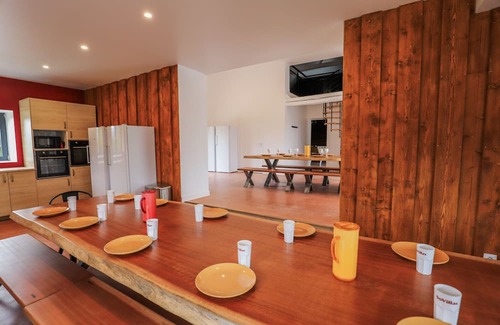Millay Villa | So Villa Le Chalet (58) - Indoor pool - Basketball - 2h from Lyon - 45p.