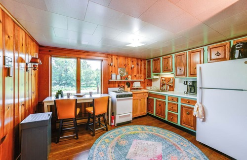 Susquehanna Cabina | Susquehanna River Cabin: Hike, Hunt & Fish!