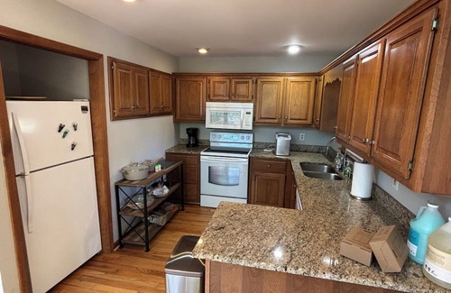 Scottsville Casa | Beautiful 3-bedroom lake house with view, direct dock access, game room and more