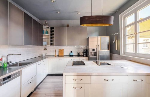 Konigsbach-Stein Casa | Style house| 340m² |1-6 adults + 2 kids | central | P