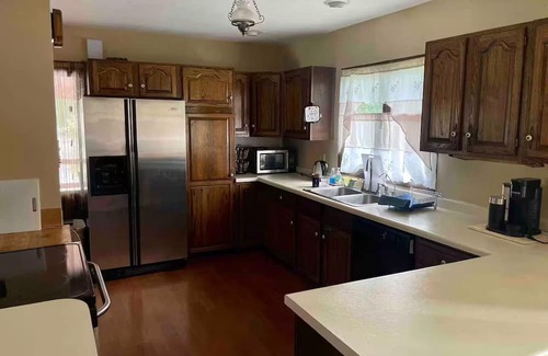 Ingalls Casa | Family Riverfront Home