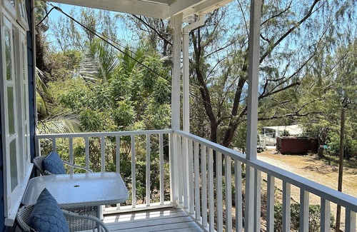 Springfield Casa | Charming 2-bedroom house in delightful Saint Joseph with AC bedrooms only
