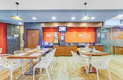 Teynampet Apartamento | Season 4 Residences Near US consulate