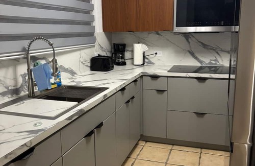 Naguabo Apartamento | Hermoso apartamento frente al Mar .