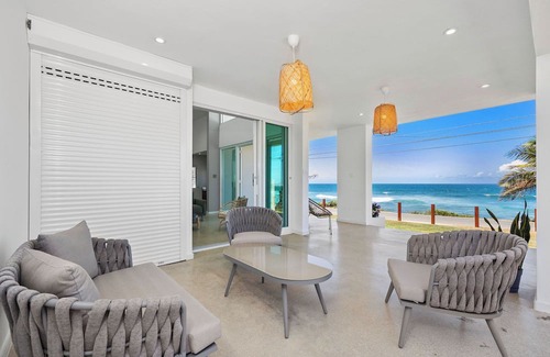 Islote Casa | Zakynthos: Oceanfront home in Islote, Arecibo