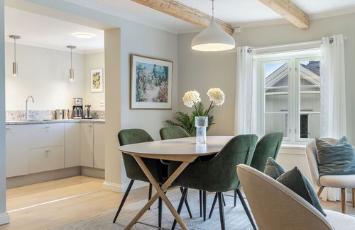 Arendal Casa | House with 4 Bedrooms – Near Arendal City with Private Parking for 1 car