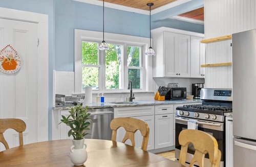Reading Apartamento | New England Historic Charm Meets Modern Style in the North Shore