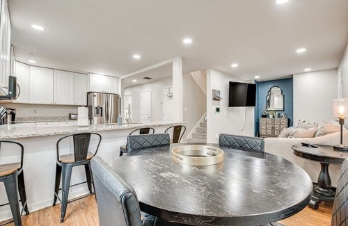 Jefferson Park Casa | NEW! Spacious Family Retreat Near Airport