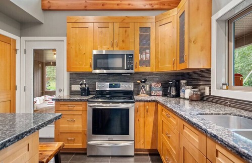 East Kootenay Apartamento | The Reef | Hot Tub | Movie Theatre | Beach Access