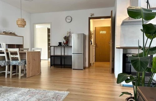 Letmathe Apartamento | JAVU Restaurant & Vacation Rentals