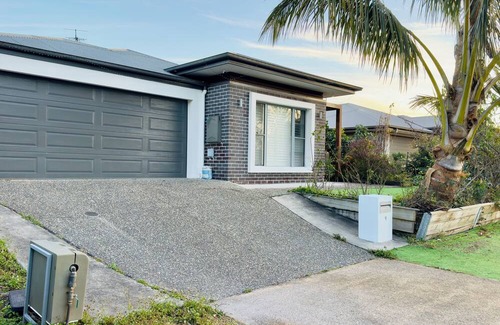 Mango Hill Casa | Mini Farm House at Mango hill Brisbane