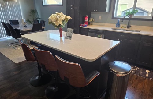 Fargo Casa | Modern Spacious 4-bedroom building in amazing Fargo