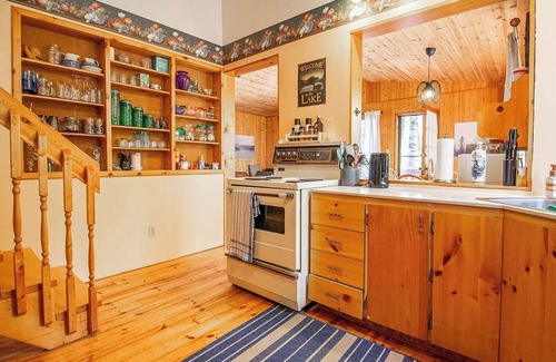 Eagle Lake Cabaña | Homewood Cottage - Three Bedroom Cottage, Sleeps 6