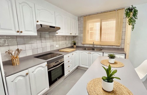 Sant Jaume d'Enveja Casa | La Duna: Charming house between nature and beach