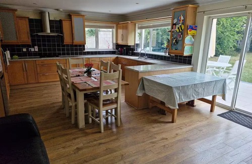 Donabate Casa | 5 bed Family Home in Dublin Suburb