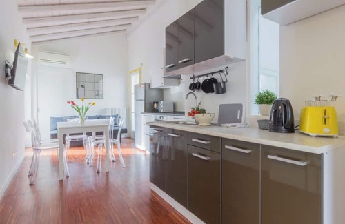 Crema Apartamento | Crema Centro, Bright, 2 rooms, 1 Min Piazza Duomo