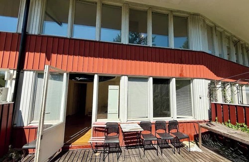 Goteborg Municipality Casa | Workers - 16 Beds - 2 Bath - All Inc - Near Volvo