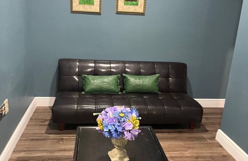 Keystone Apartamento | Charming One-Bedroom Apartment in Odessa, Florida