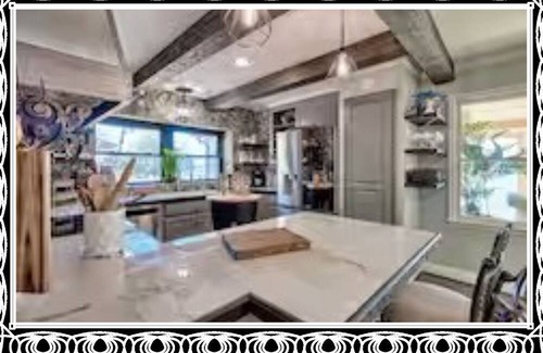 Liberty Hill Casa | Lakeside Luxe- 3 bedroom/2 bathroom- fully renovated