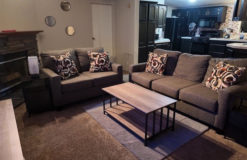 Romulus Casa | Cozy 1-bedroom mobile home in enchanting Romulus with AC