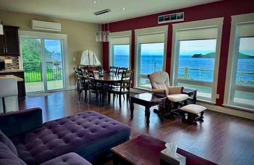 Burnt Cove Casa | East Coast Oceanfront Escape - Just 45 minutes South of St. John's City NL