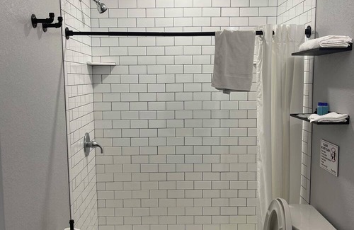 St. Marys Hotel | Newly remodeled 14-room hotel in charming St. Mary's .