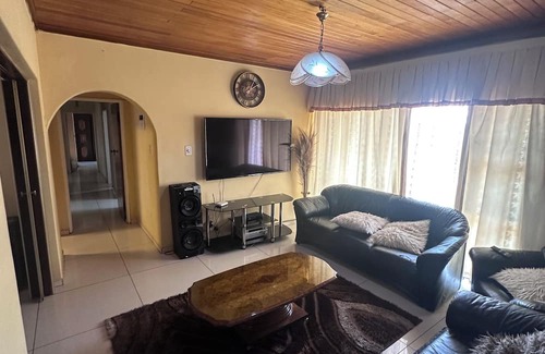 Katlehong Casa | Adorable 3-bedroom house in Katlehong