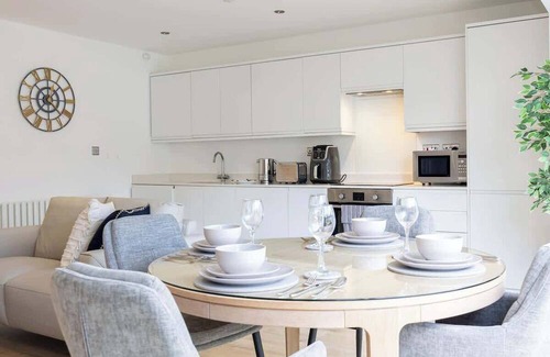 Cheadle Apartamento | Brooklyn Mews-Free Parking