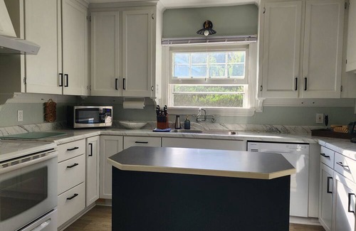 Hoodsport Casa | Family Friendly Hood Canal Getaway - 3 BD/2 BA Sleeps 6
