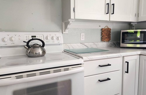 Hoodsport Casa | Family Friendly Hood Canal Getaway - 3 BD/2 BA Sleeps 6