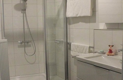 Geiselberg Apartamento | Apartment Seetalblick - apartment/apartment, shower, WC, 2 bedrooms