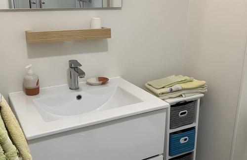 Segonzac Cama Y Desayuno | Bed and Breakfast 'Chambre 4 - 2 Personnes' with Shared Pool, Shared Terrace and Wi-Fi