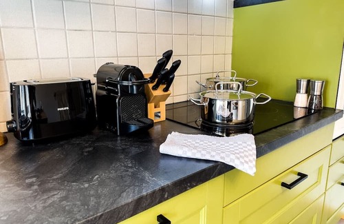 Deggendorf Apartamento | Beautiful flat with parking and kitchen for 4