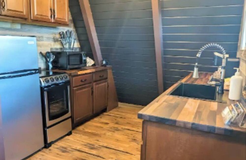 Ocean Shores Villa | 1BR Pirate Beach Villa - Walk to Beach - Pet-Friendly, Sleeps 7