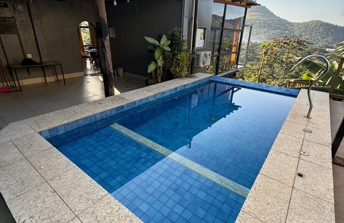 Vargem Grande Casa | Glass house with private pool
