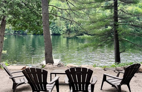 Greater Madawaska Cabina | Cozy Cabin on the water! Close to ski hill and recreational trails.