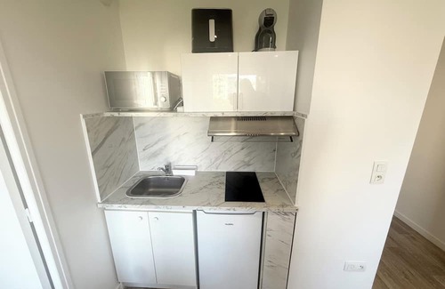 Corbeil-Essonnes Apartamento | Newly refurbished 2-room apartment Parking, Wifi, washing machine and dryer.