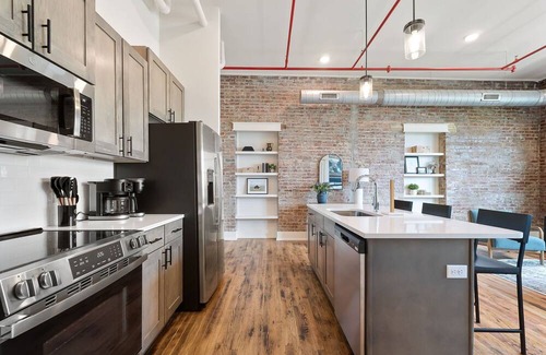McMinnville Condominio | Charming 1BR retreat in McMinnville, TN, perfect for couples or small families.