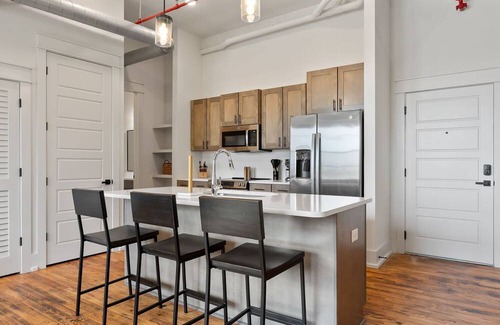 McMinnville Condominio | Charming 1BR retreat in McMinnville, TN, perfect for couples or small families.