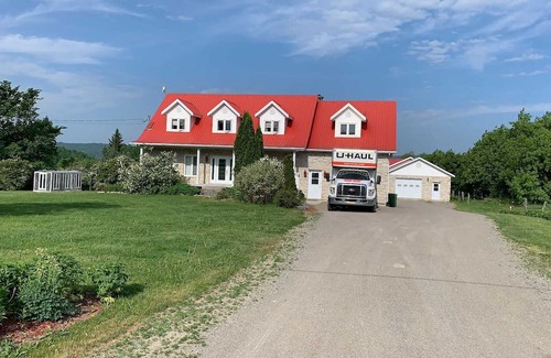 L'lle-du-College Casa | Waterfront Home on Lake Timiskaming