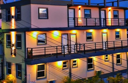 St. George's Apartamento | Comfortable Suite in Town