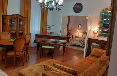 Siauliai County Apartamento | Old Town Gem 💎nLocated in the old Town of Naujoji Akmene .