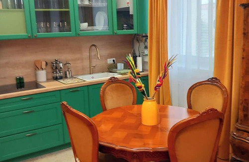 Siauliai County Apartamento | Old Town Gem 💎nLocated in the old Town of Naujoji Akmene .