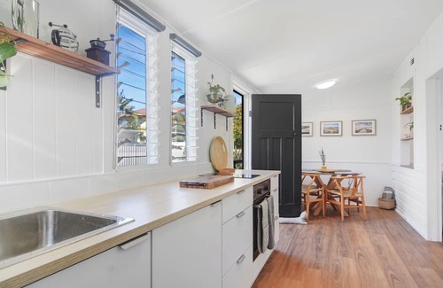Harrington Cabaña | Fisherman's Cottage - Walk to Pub, Club and River!