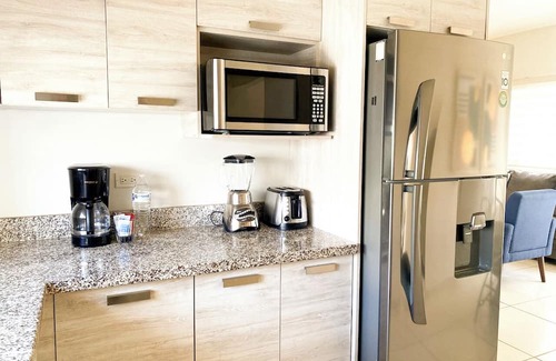 Hermosillo Casa | Family House w/Alberca 5 min Airport/Consulate
