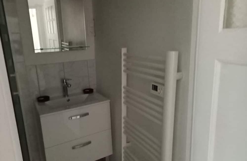 Cosne-Cours-sur-Loire Apartamento | Downtown Cosne / Loire, close to Sancerre and Pouilly / Loire.