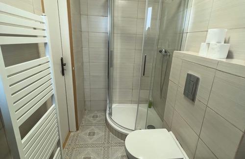 Abertamy Apartamento | Family Apartment N4 in Abertamy - near Plesivec Ski Slopes, bike/ski storage