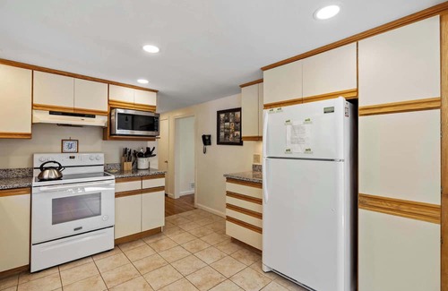 New Seabury Casa | Cape Cod Escape w/ Heated Pool & Firepit