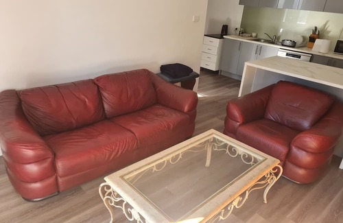 Fishing Point Casa | Fishing Point Guest House Retreat - fully self contained unit for two guests